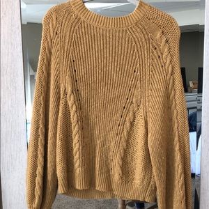 American Eagle Mustard Sweater-Med